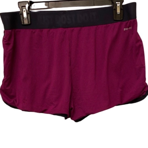 NIKE DRI-FIT Shorts Tennis Running Exercise Active - Picture 1 of 7